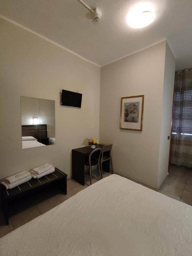 Hotel Salus Mailand Exterior foto