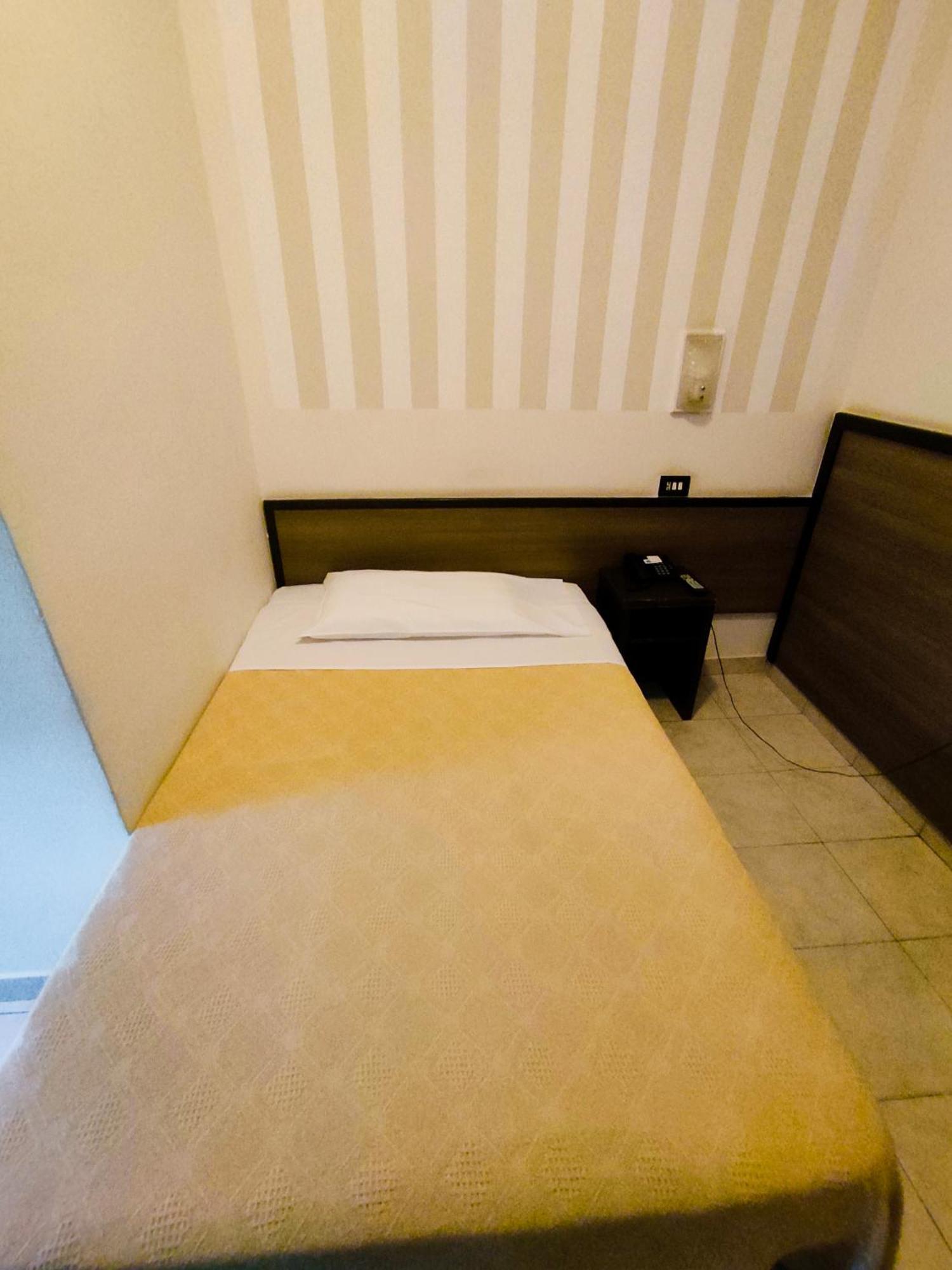 Hotel Salus Mailand Exterior foto