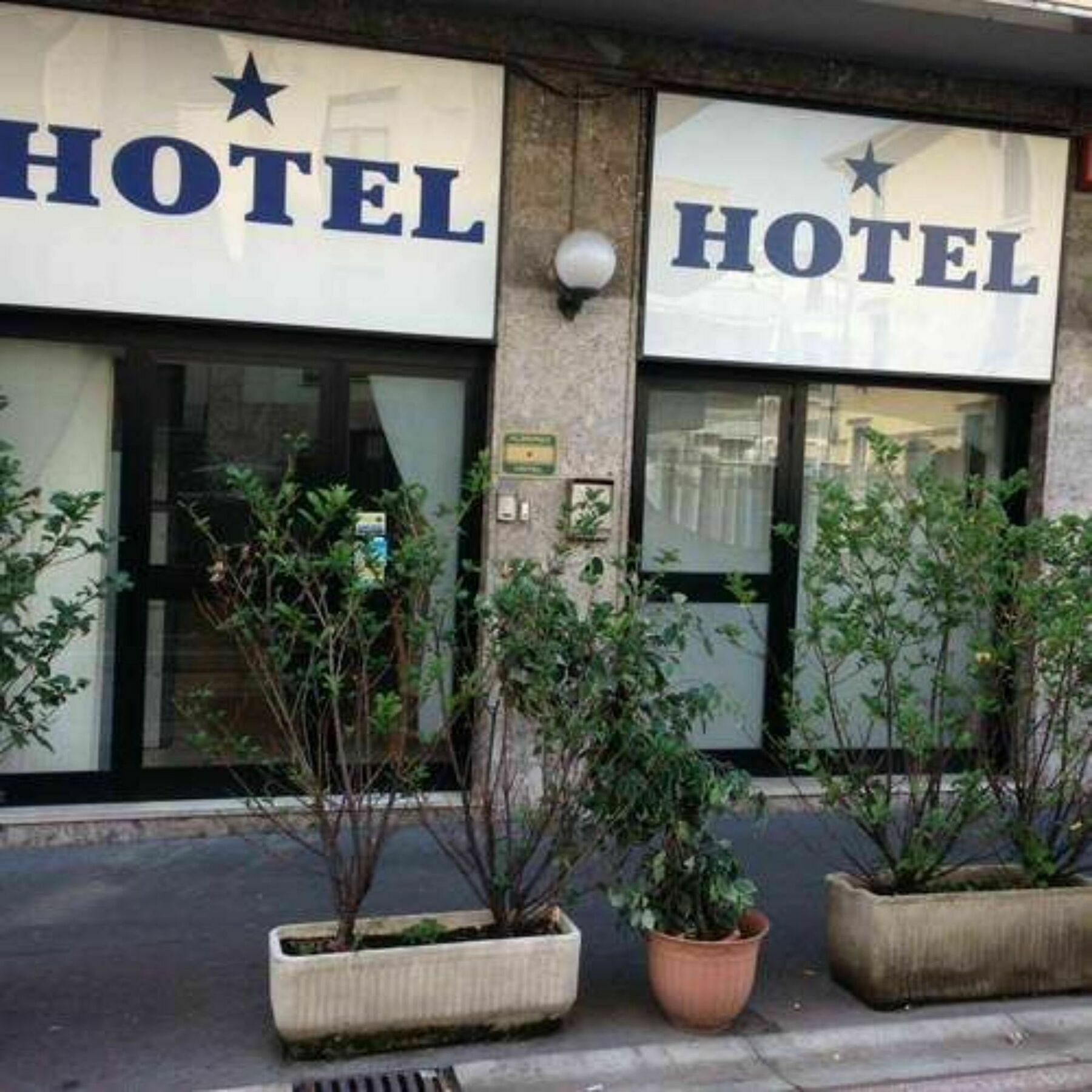 Hotel Salus Mailand Exterior foto